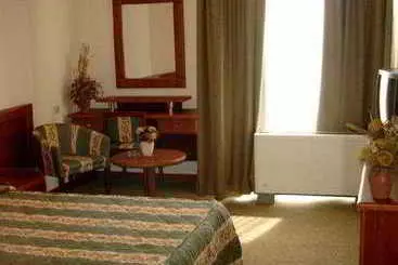 فندق Continental