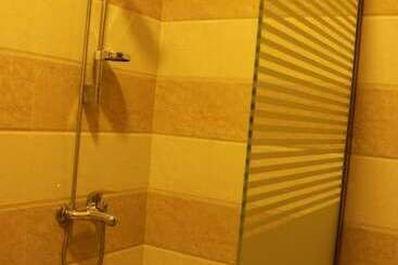 Отель Al Fakhamah Al Masiyah Furnished Units