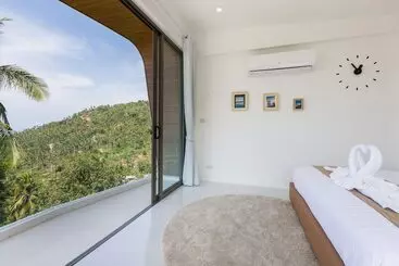ツーリストアパートメント Maple Villa 3 Bedrooms Seaview