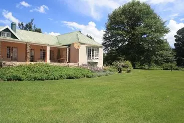 Mökkimajoitus Trout Lodge
