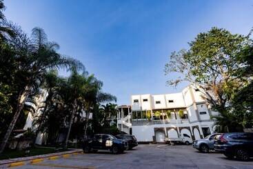 Hotel Ciudad Blanca