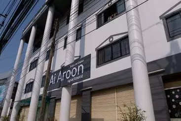 ホテル Ai Aroon Apartment