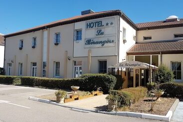 호텔 La Berangere