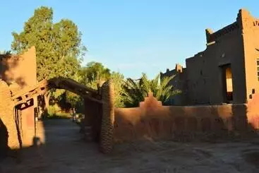 پانسیون Kasbah Aladdin