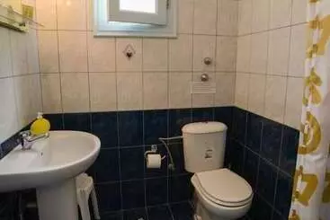 ホテル Dina   ξενοδοχείο ντινα