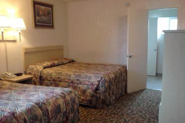 汽车旅馆  Coastal Inn And Suites