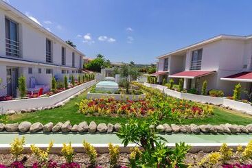 Aparthotel Vela Garden Resort