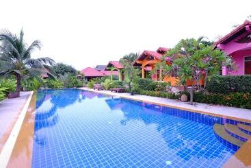 هتل Baan Archa Samui