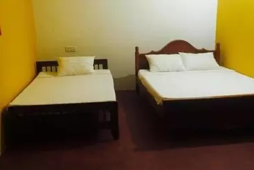 پانسیون Yoho Sunera