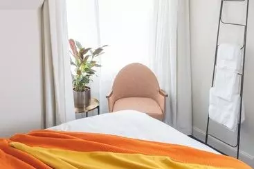 The Queens Bed & Breakfast