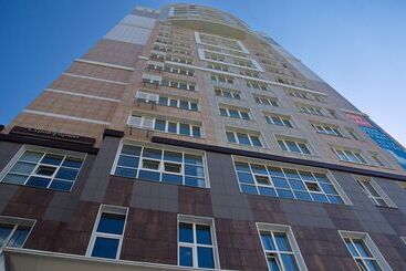 هتل آپارتمان Esen Inn