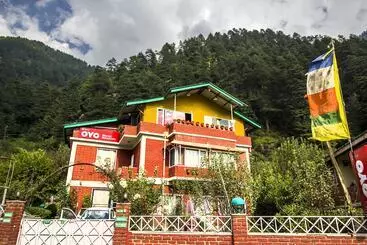 Fabhotel Mm Cottage
