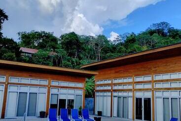 هتل Richardson Serenity Villa