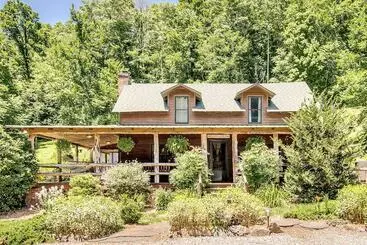 Butterfly Hollow B&b