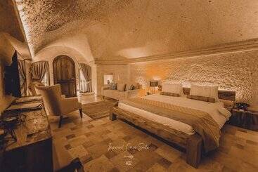 בית מלון כפרי Nino Cave Suites