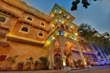 Nirbana Palace A Heritage Hotel And Spa