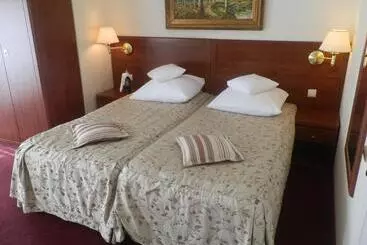 هتل Willa Alexander Resort & Spa   Caloroczny Kryty Basen