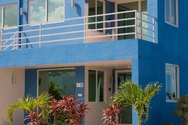 آپارتمانهای توریستها Harbour Island Residences