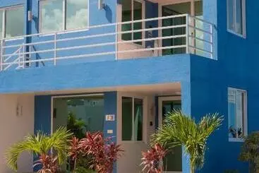 آپارتمان‌های توریست‌ها Harbour Island Residences