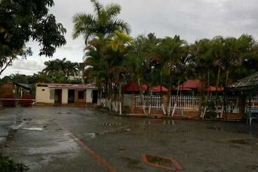هتل Club Coco Y Caña