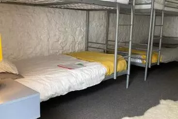 Hartfield House Hostel