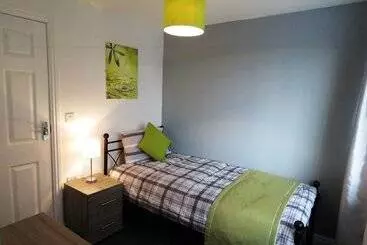 آپارتمان‌های توریست‌ها Moat House