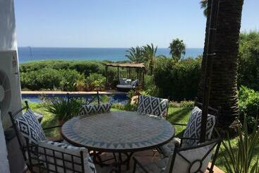 Bed & Breakfast Casa Bahia De Casares