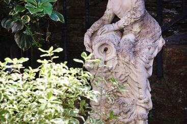 簡易ホテル Complexo Xacobeo