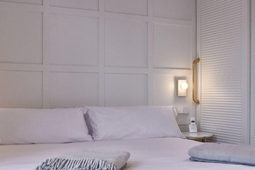 هتل Room Mate Cosmo - City Centre, Valencia