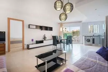 ツーリストアパートメント Mirador House