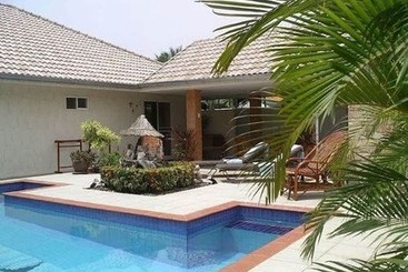 Turista apartmanok Baansiesom Private Pool Villa