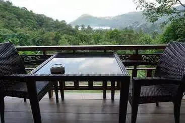 ツーリストアパートメント Baan View Talay