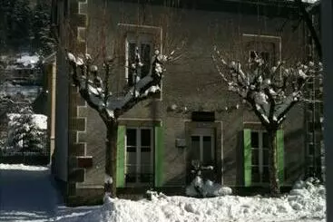 ツーリストアパートメント Les Mélèzes