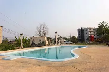 Hotel Iron Resort&