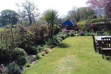 צימר Saxon Villa