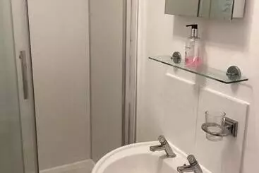 Majatalo Barons Court