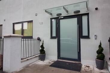 游客公寓 Trafalgar House