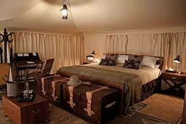 هتل Elewana Serengeti Pioneer Camp