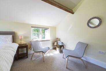 Bed and Breakfast Foxlow Coach House