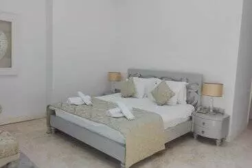 Hotel Egesu Marina Guest House