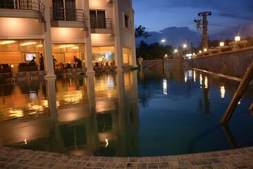 هتل Jamindars Palace