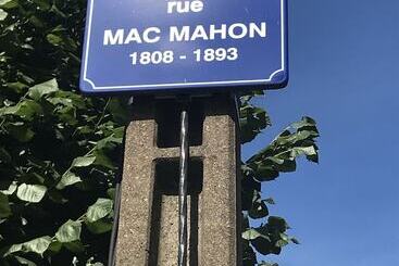 פנסיון Chambres Privées Ysy