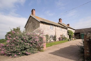 Kates Farm Bed And Breakfast