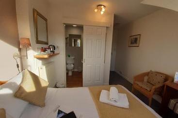 Pensiune Harvington House