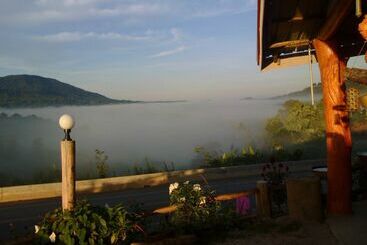 هتل Resort Sabaijai Khaokho