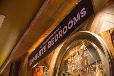 בית מלון כפרי The Amble Inn   The Inn Collection Group