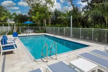 Hotelli Star Suites   A Vero Beach