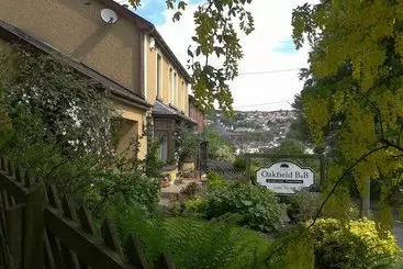 Oakfield B&b