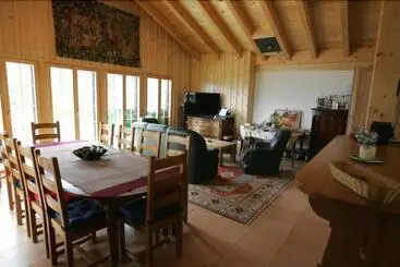 Bed and Breakfast Chalet La Rose Des Vents