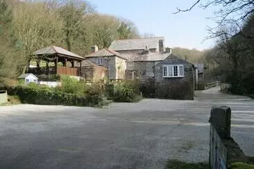 簡易ホテル The Mill House